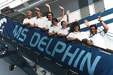 Die Crew der MS Delphin