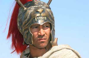Colin Farrelll als Alexander vor der Schlacht von Gaugamela
